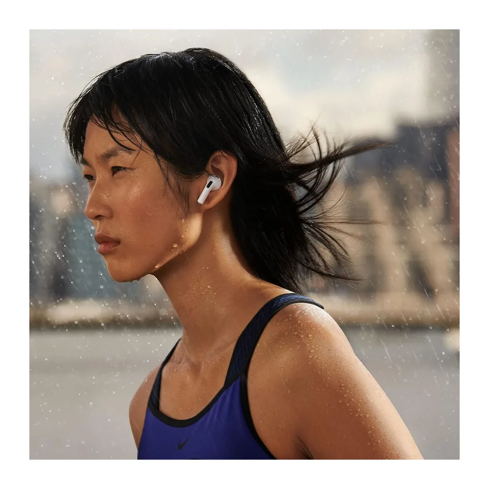 Apple AirPods (3. Generation) mit Lightning-Ladeetui (Generalüberholt) — 2