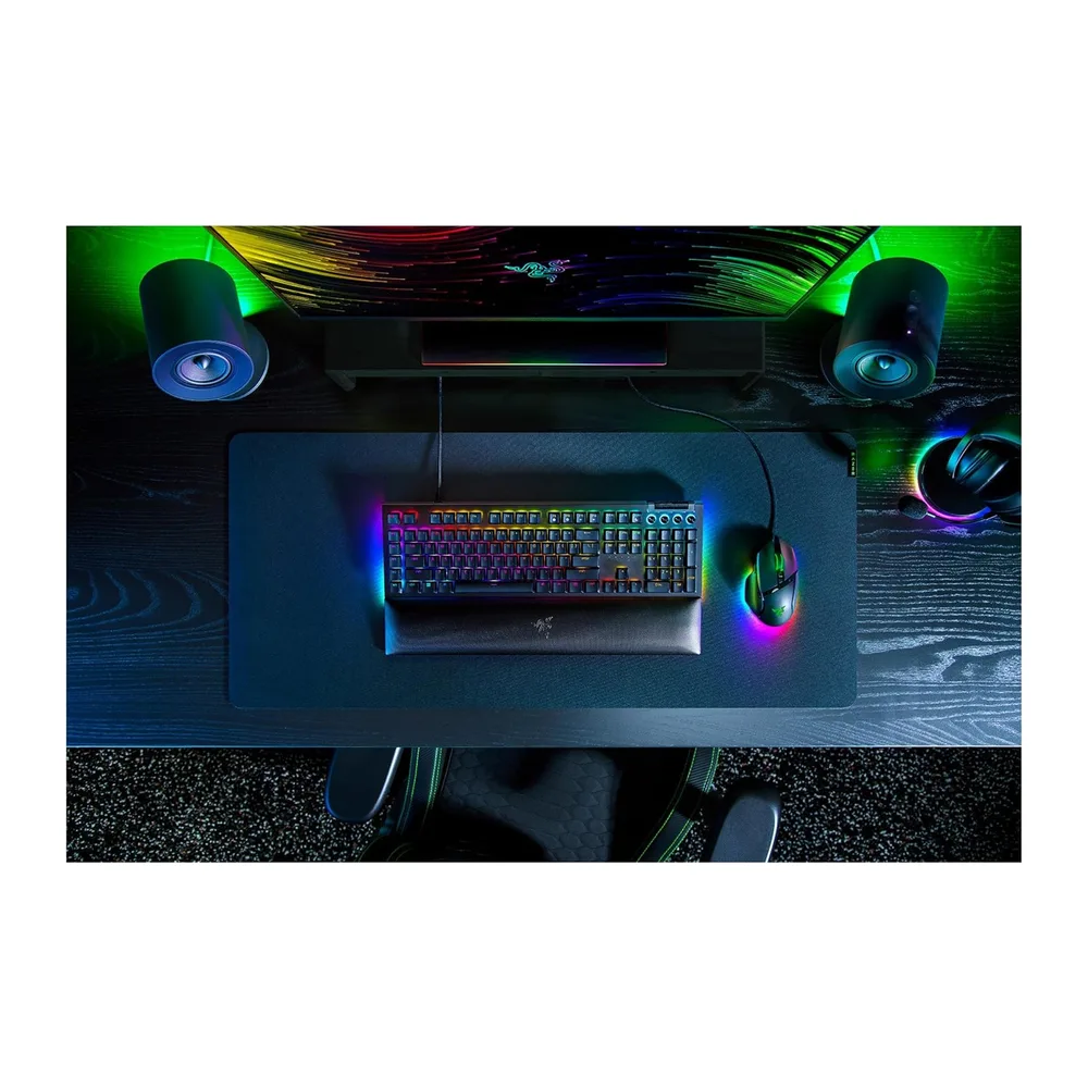 Razer BlackWidow V4 - Mechanische Gaming-Tastatur Chroma RGB (Mechanische Yellow Switches, 6 eigene — 2